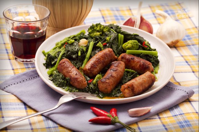 Cime di rapa con salsiccia