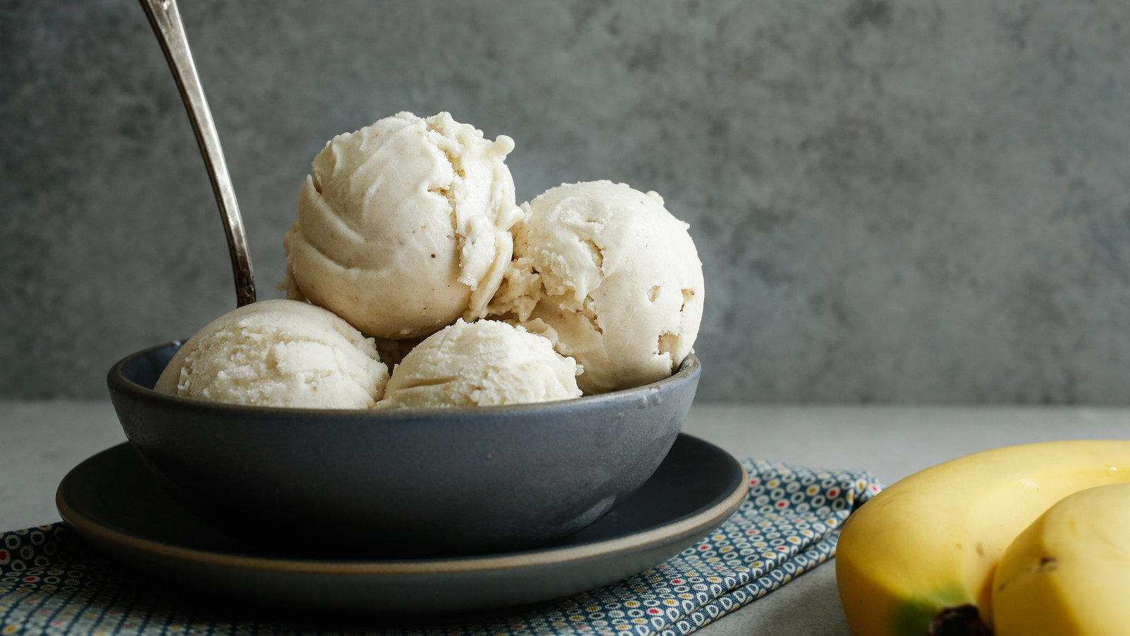 Gelato alla banana: facilissimo, veloce e ultra leggero!